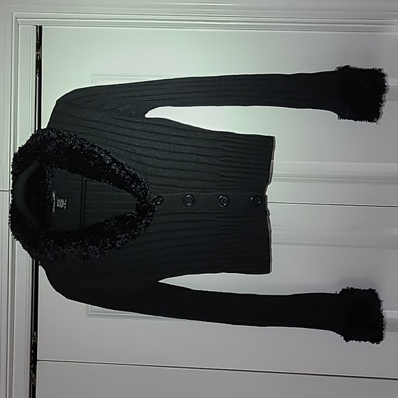 52 Weekends Black Knit Cropped Button Cardigan W/Chenille Collar & Cuffs Medium - Picture 5 of 7